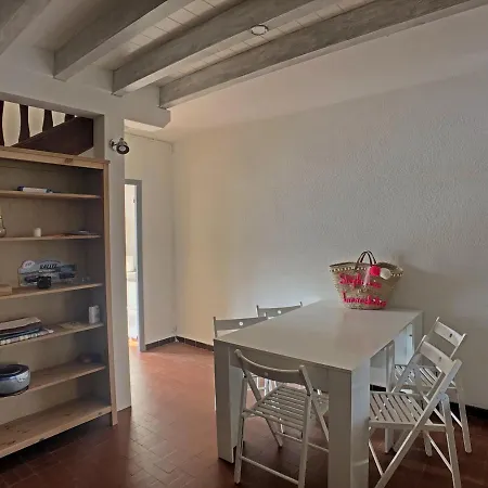 Maison Saintes-maries-de-la-mer, 4 Pièces, 10 Personnes - Fr-1-475-35 *